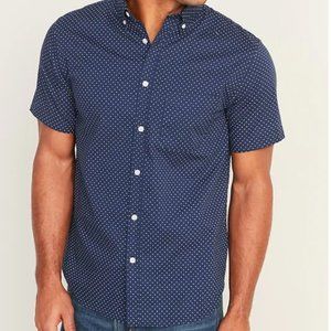 Old Navy slim fit polka dot short sleeve shirt